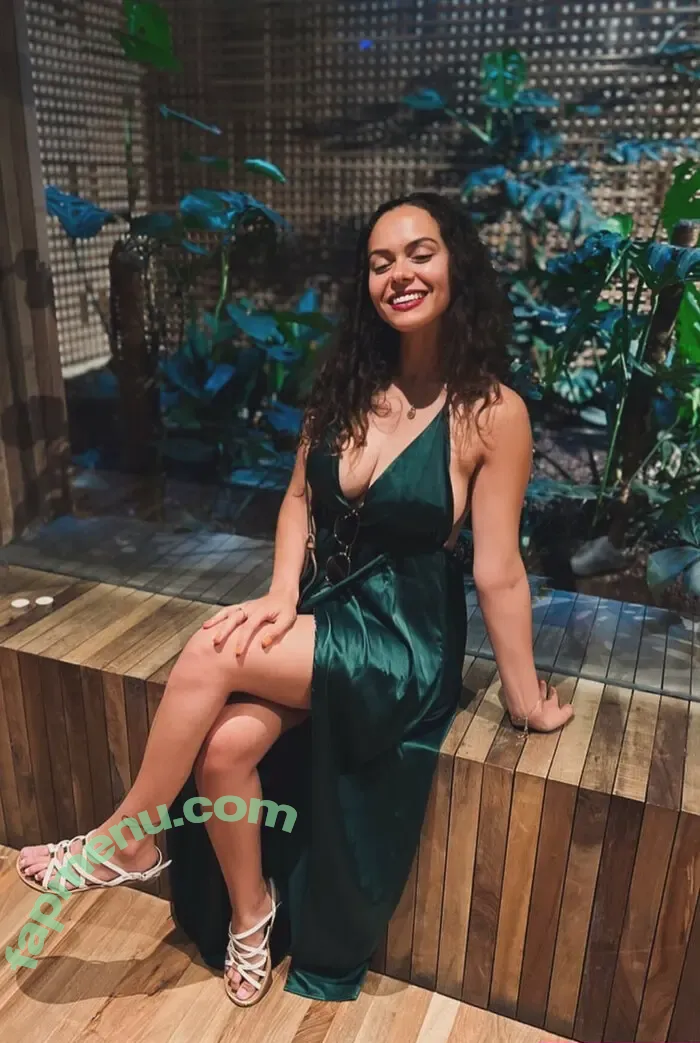 Macbethanie nude photo #0023 (Macbethanie)