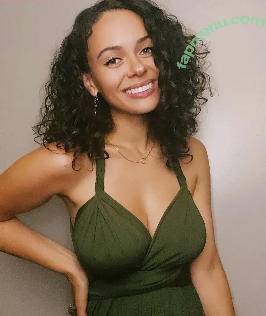 Macbethanie nude photo #0024 (Macbethanie)