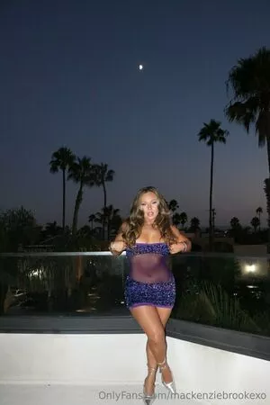 MacKenzie Brooke / mackenziebrookexo / mbpuricelli nude photo #0323