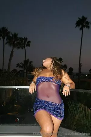MacKenzie Brooke / mackenziebrookexo / mbpuricelli nude photo #0324