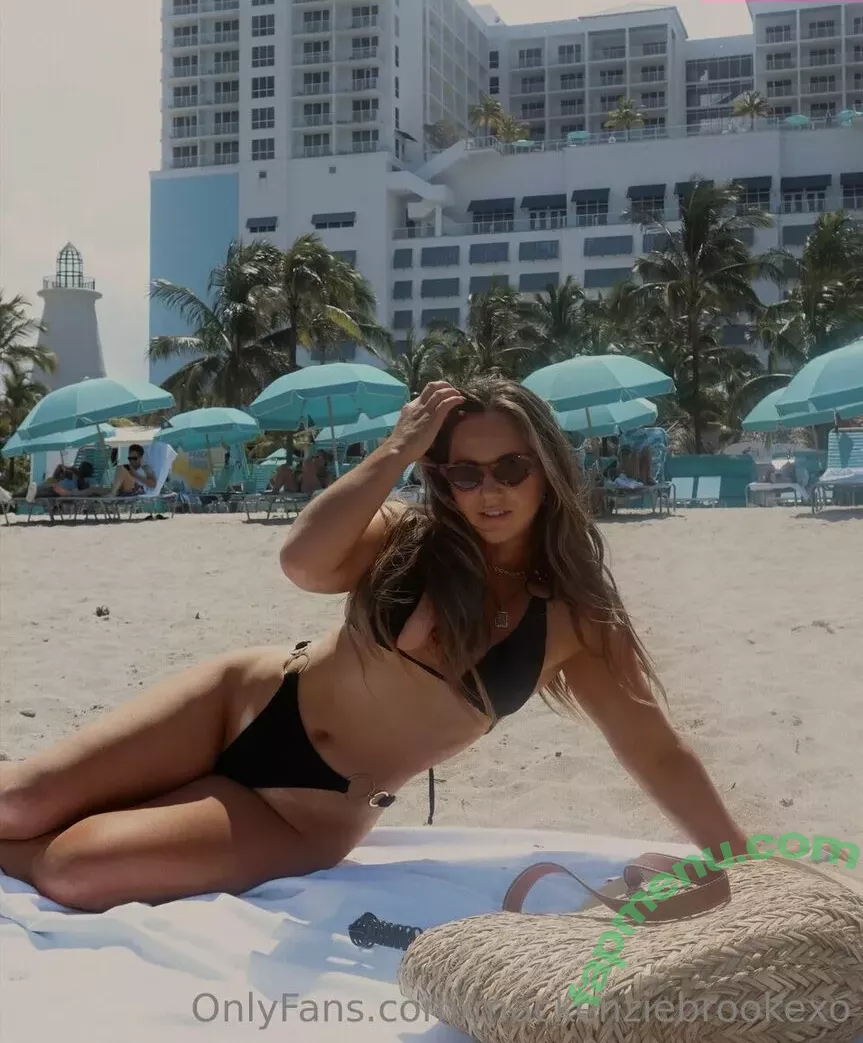 MacKenzie Brooke nude photo #0401 (mackenziebrookexo / mbpuricelli)