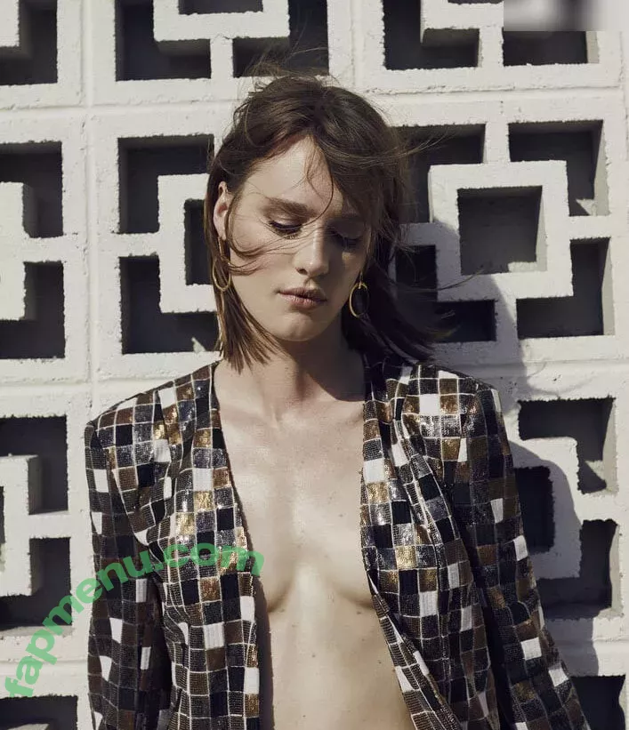 Mackenzie Davis nude photo #0036 (carolinedavis / tmackenziedavis)