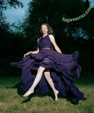 Mackenzie Foy / mackenziefoy nude photo #0093