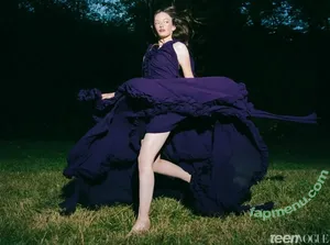 Mackenzie Foy / mackenziefoy nude photo #0098