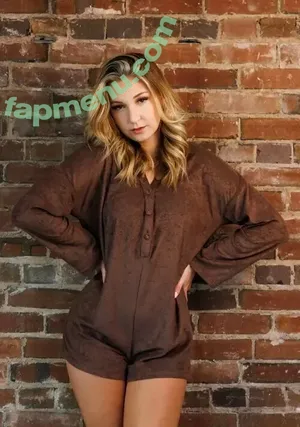 Mackenzie Lubeck / mackenzielynnlubeck nude photo #0012