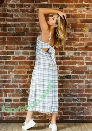 Mackenzie Lubeck / mackenzielynnlubeck nude photo #0046