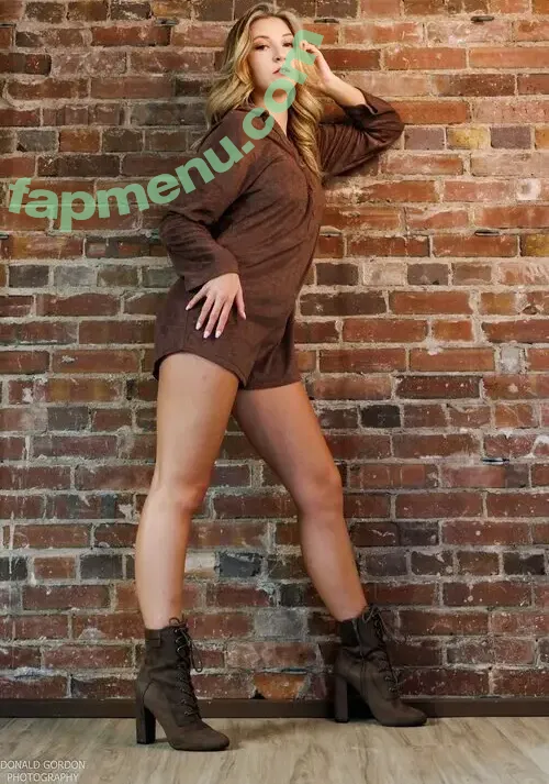 Mackenzie Lubeck nude photo #0015 (mackenzielynnlubeck)