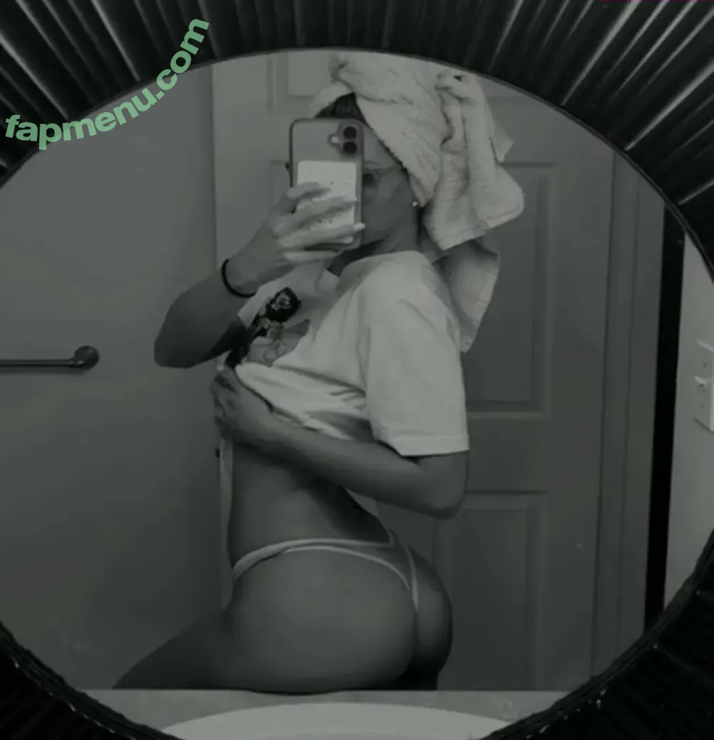 Mackenzie Lubeck nude photo #0066 (mackenzielynnlubeck)