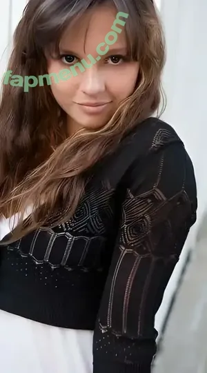 Mackenzie Rosman / mackrosman nude photo #0040