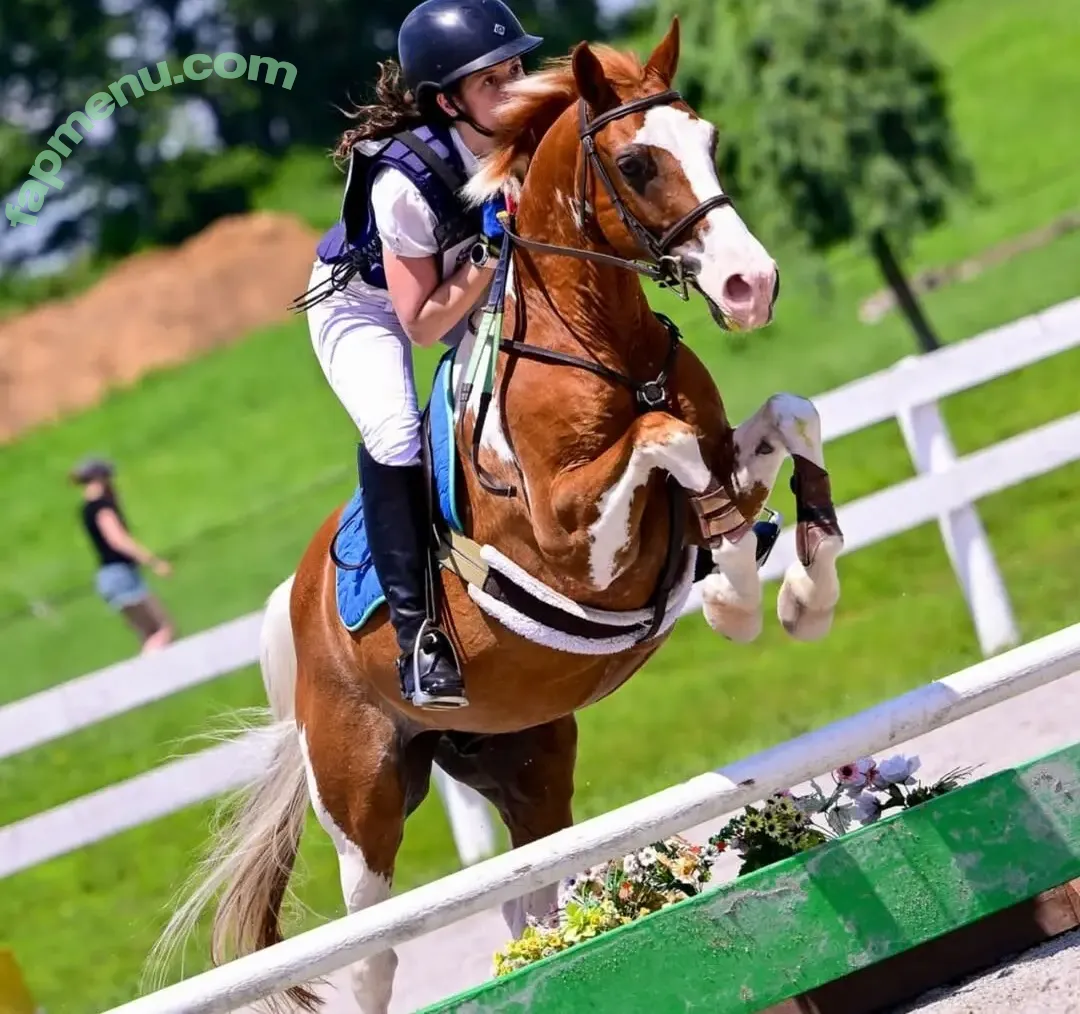 Mackenzie Rosman nude photo #0037 (mackrosman)