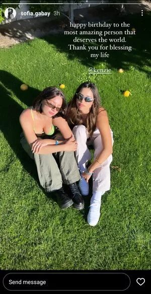 Mackenzie Ziegler / kenzie nude photo #0107