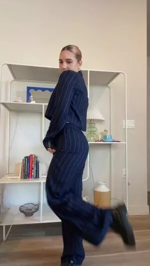 Mackenzie Ziegler / kenzie nude photo #0176
