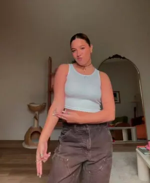 Mackenzie Ziegler / kenzie nude photo #0289