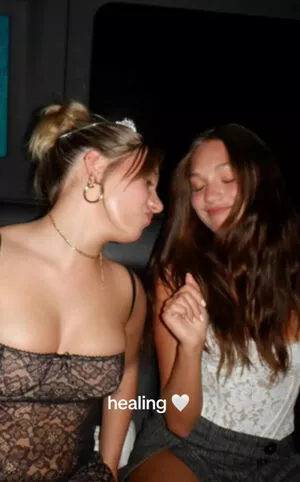 Mackenzie Ziegler / kenzie nude photo #0542