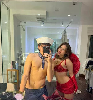 Mackenzie Ziegler / kenzie nude photo #0665