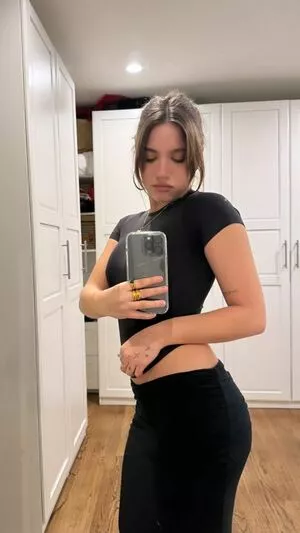 Mackenzie Ziegler / kenzie nude photo #0816