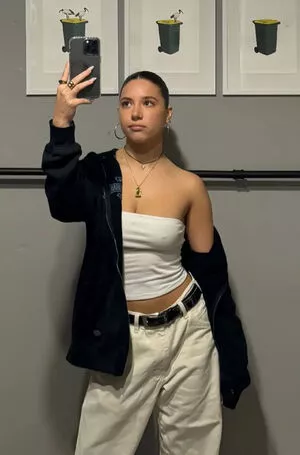 Mackenzie Ziegler / kenzie nude photo #0835