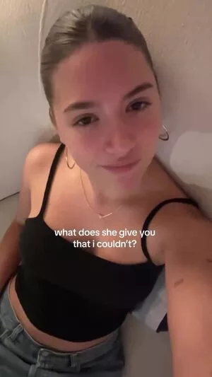 Mackenzie Ziegler / kenzie nude photo #0888