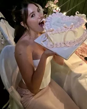 Mackenzie Ziegler / kenzie nude photo #0915