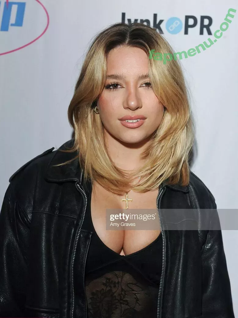 Mackenzie Ziegler nude photo #0328 (kenzie / mackenzieziegler)