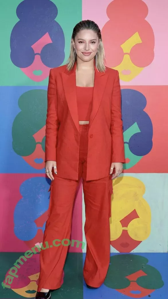 Mackenzie Ziegler nude photo #0432 (kenzie / mackenzieziegler)