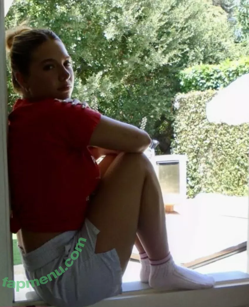 Mackenzie Ziegler nude photo #0561 (kenzie)