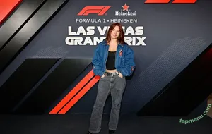 Mackenzie Ziegler / kenzie / mackenzieziegler nude photo #1794