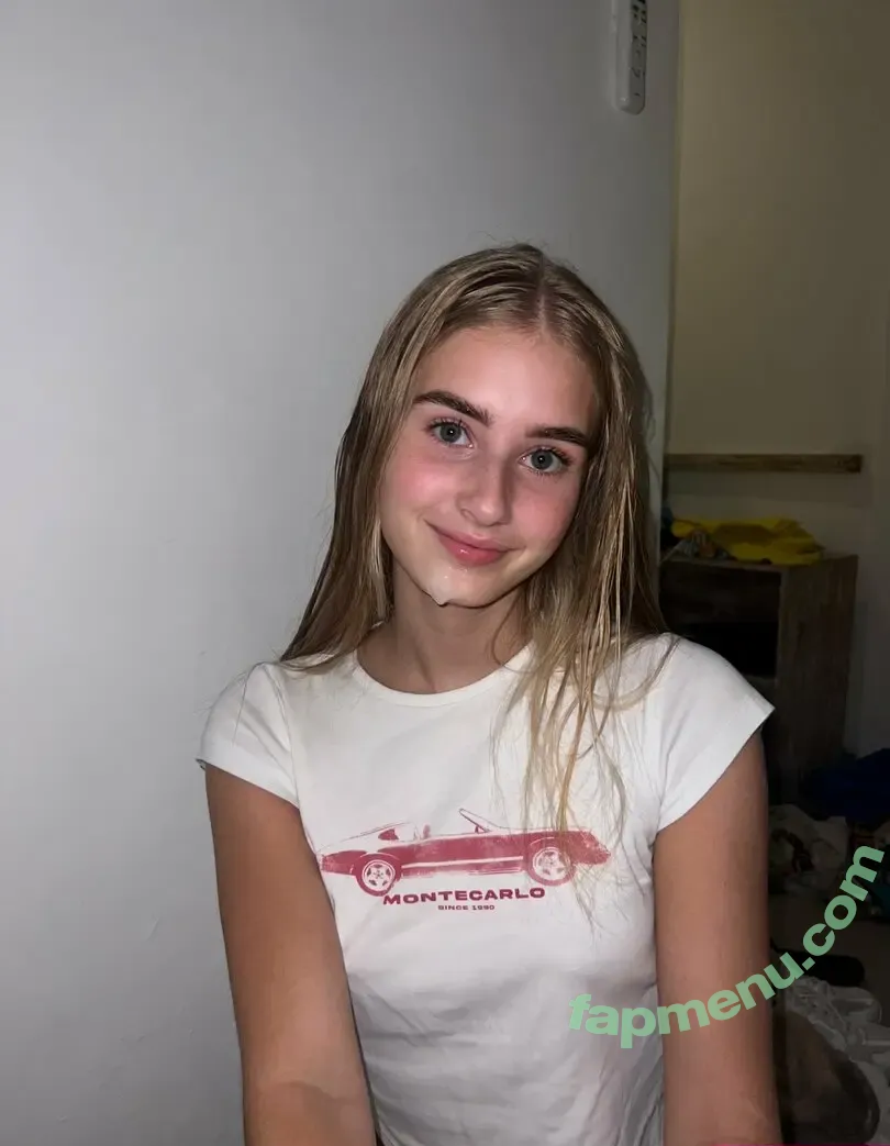 mackenziehart nude photo #0119 (mackenzielhart)