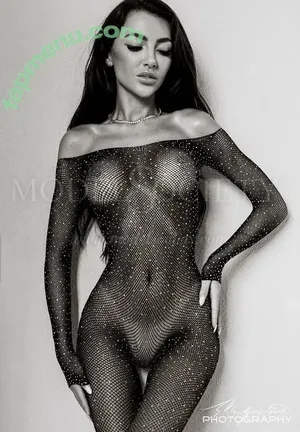  nude photo #0005