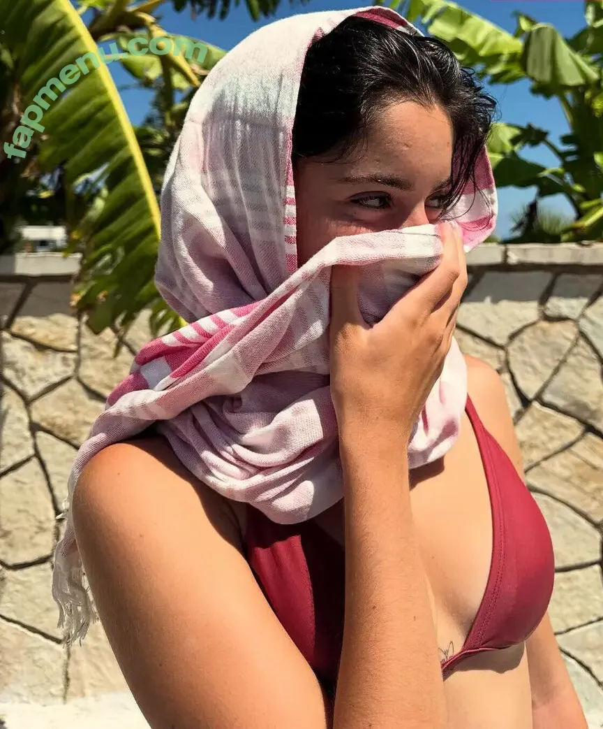 Madalena Aragão nude photo #0097 (Madalena Aragao / madalena_aragao_)