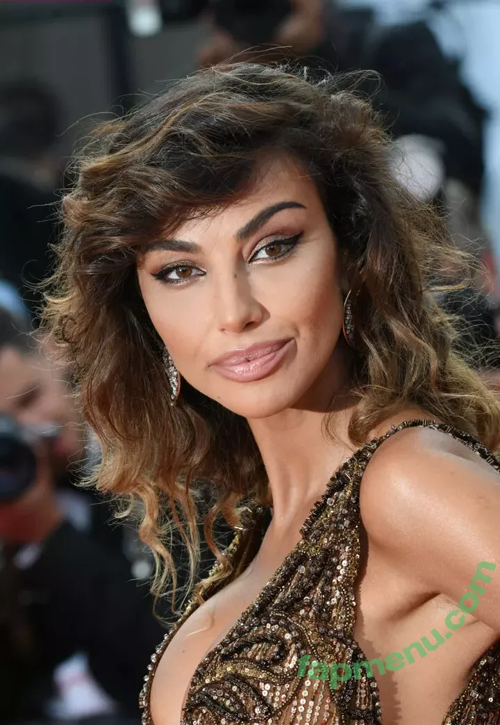 Madalina Diana Ghenea nude photo #0011 (officialmadalinaghenea)
