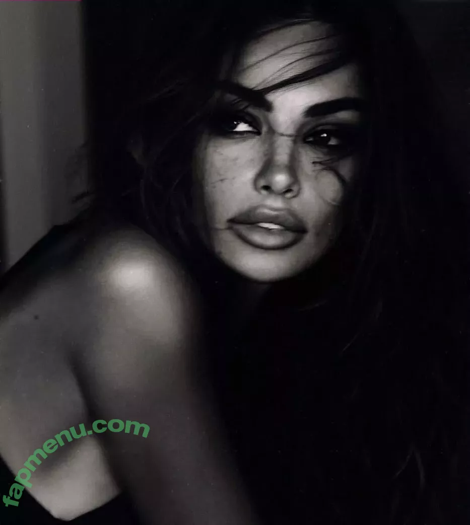 Madalina Diana Ghenea nude photo #0081 (officialmadalinaghenea)