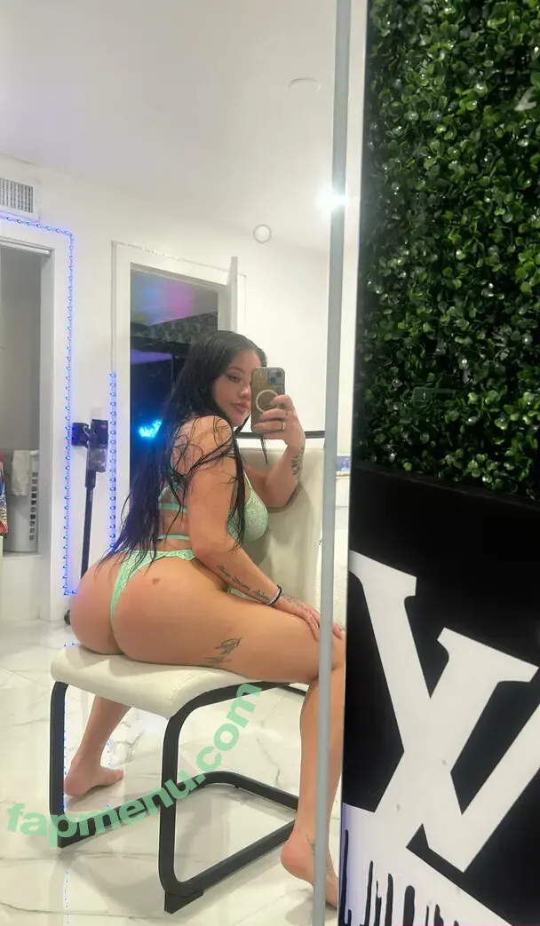 madalinamoon nude photo #0007 (madalina.moon)