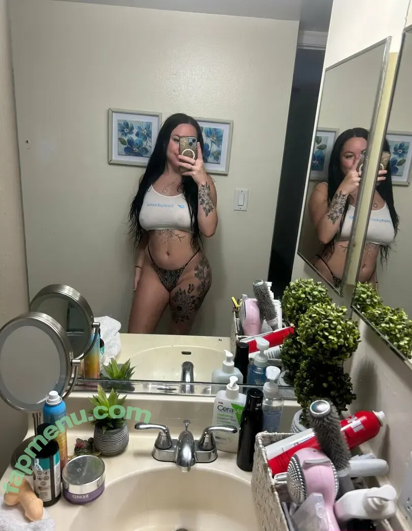 madalinamoon nude photo #0009 (madalina.moon)
