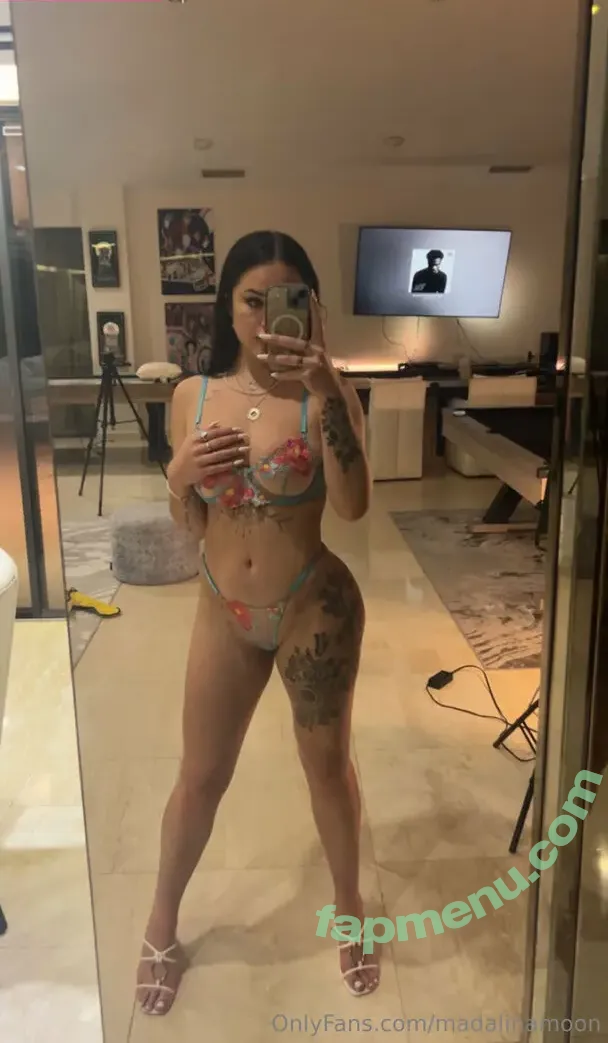 madalinamoon nude photo #0011 (madalina.moon)