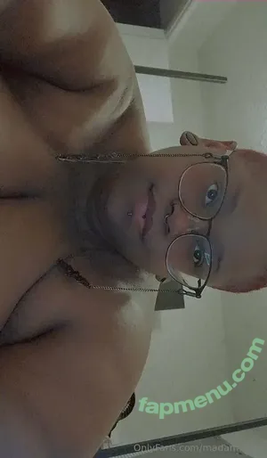  nude photo #0003