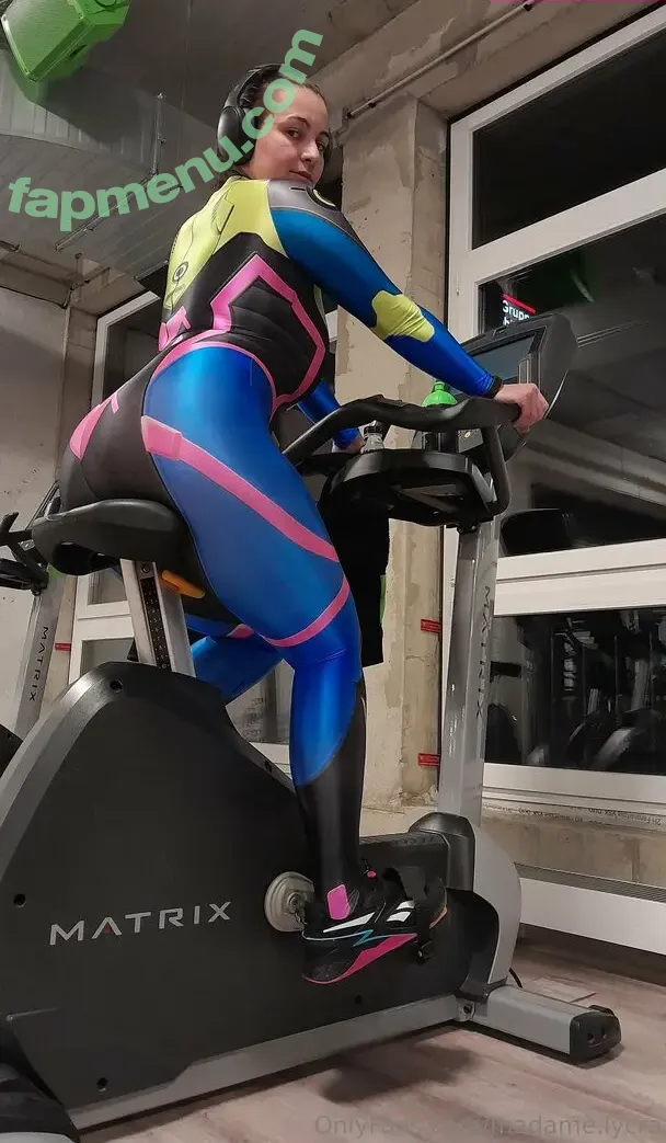 madame.lycra nude photo #0018 (madame.lycra)