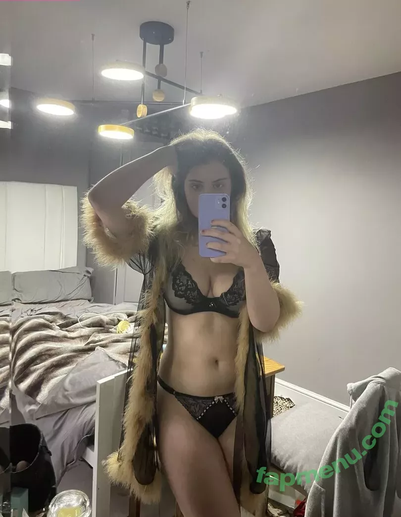 madamecersei nude photo #0015 (madame__cerise)