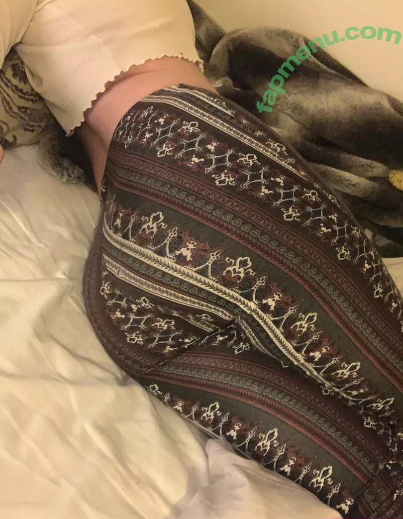 madamecersei nude photo #1038 (madame__cerise)