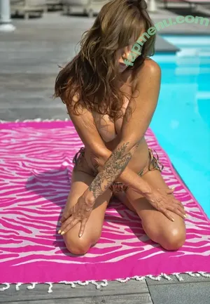  nude photo #0007