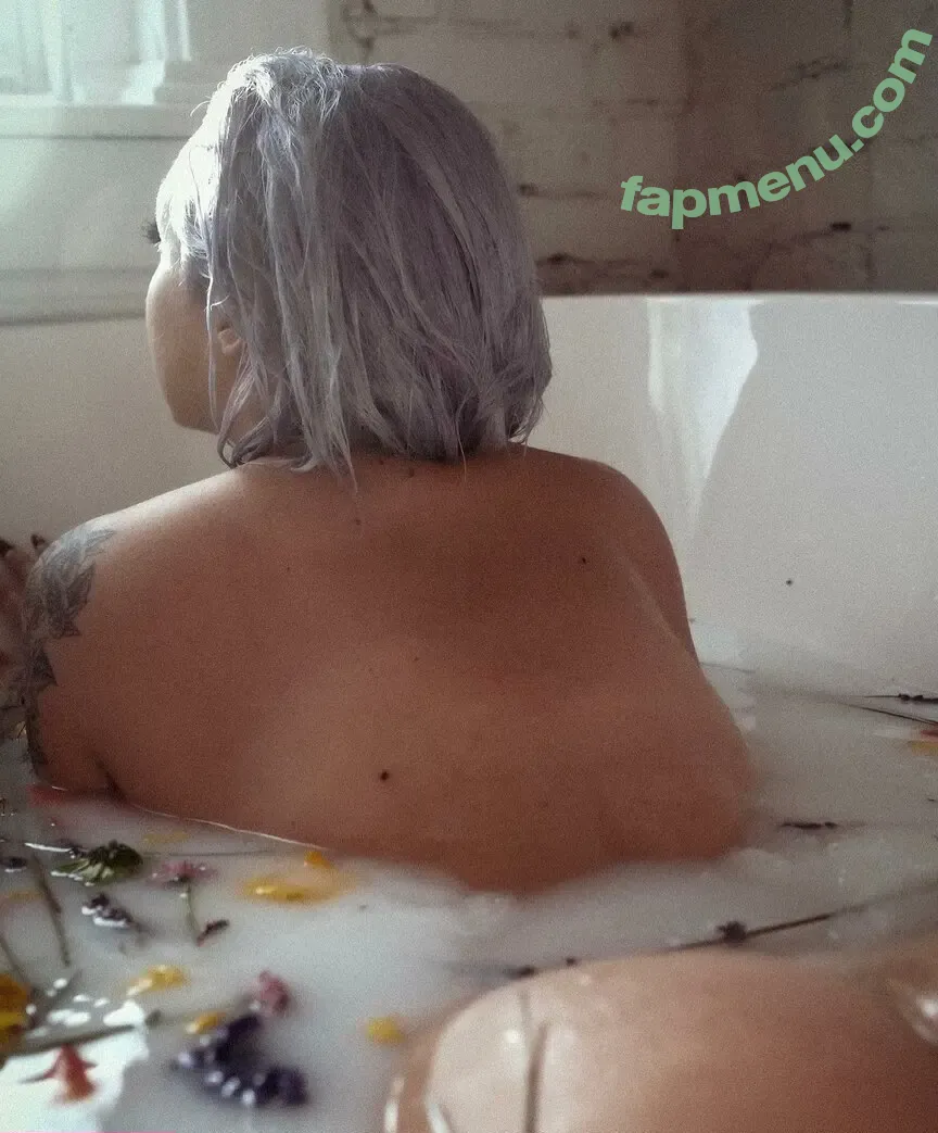 Madamemira nude photo #0116 (madamemira_)