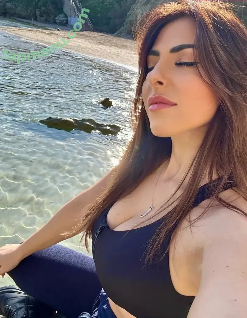 madamex93 nude photo #0050 (Maddalena Cabizzosu / madame_x_93)