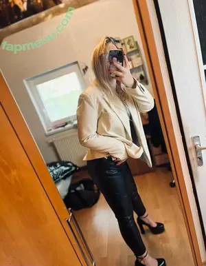 madamlucyyy / madam.lucyyyy nude photo #0006