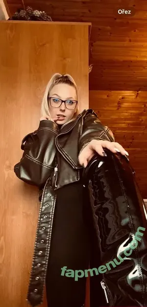 madamlucyyy / madam.lucyyyy nude photo #0007