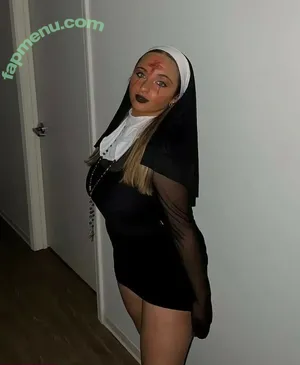  nude photo #0007
