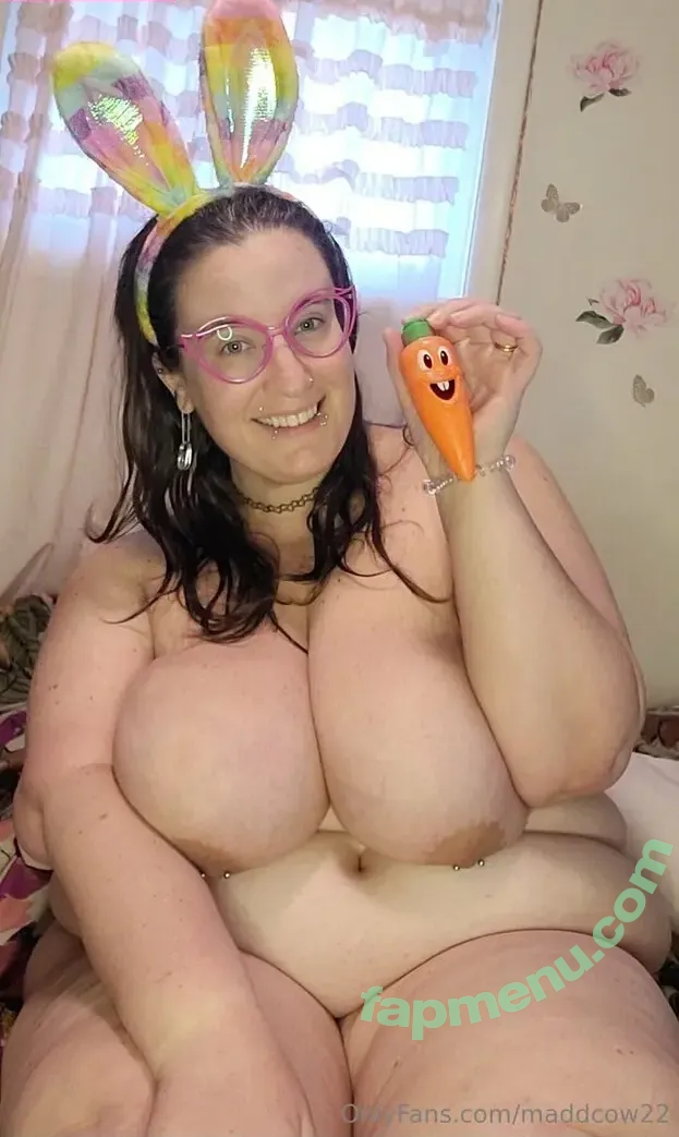 maddcow22 nude photo #0013 (maddcow22)