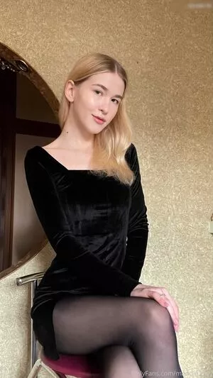 Maddie Grey / Molodoy_admin / maddiegray27 nude photo #1019