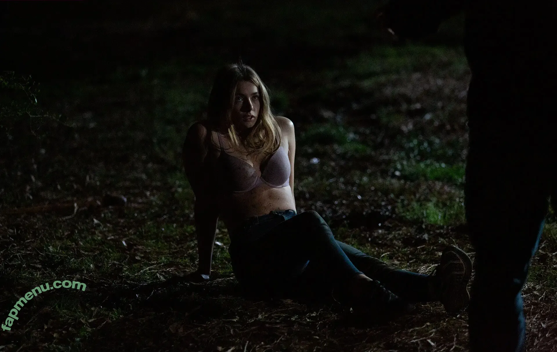 Maddie Henderson nude photo #0024 (maddiehen02)