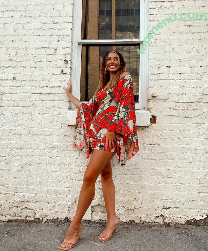 Maddie Henderson nude photo #0027 (maddiehen02)