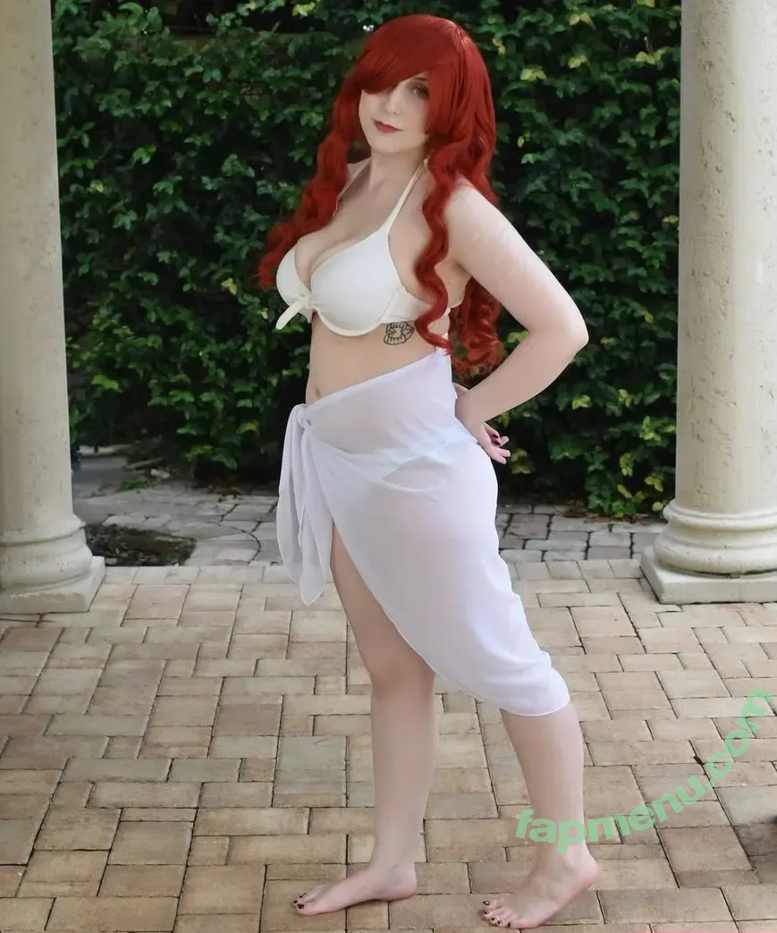 Maddie Reznor nude photo #0010 (Kyloquinn)